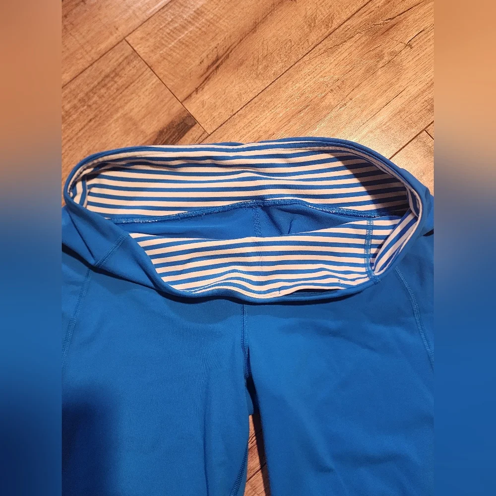 Lululemon cropped leggins - Picture 4 of 5